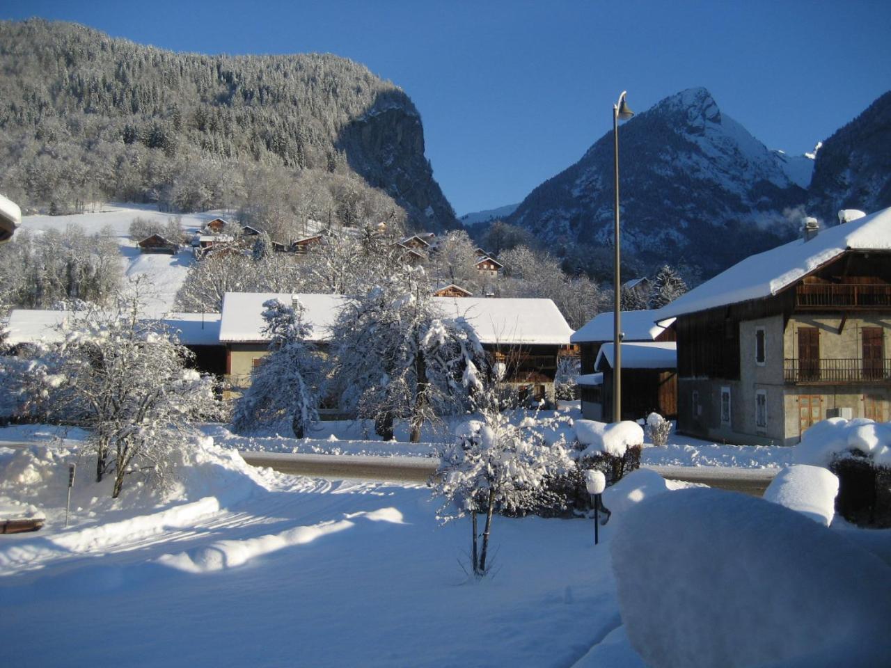 Samoens Apartment 2 Bedroom 50M2 Modern And Well Equipt Экстерьер фото